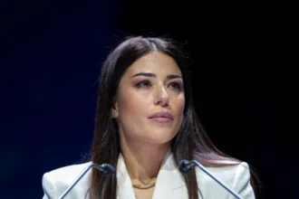 Ταυτοποιήθηκε 43χρονος για διαδικτυακή επίθεση στην Αφροδίτη Λατινοπούλου με υβριστικά και προτροπικά σε βία σχόλια