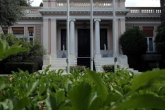 Υπογράφονται αύριο οι συμφωνίες μίσθωσης μεταξύ του ελληνικού κράτους και της κοινοπραξίας Chevron-Helleniq Energy
