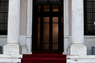 Ανησυχία και προβληματισμός στην Αθήνα από τις εξελίξεις στη Μέση Ανατολή