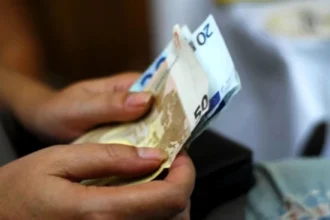 Δώρο Πάσχα: Τι θα ισχύσει μετά την αύξηση στον κατώτατο μισθό