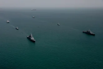 Εμπόριο: Τεράστιο οικονομικό αντίκτυπο στον ανεφοδιασμό προϊόντων λόγω του αποκλεισμού στα Στενά του Ορμούζ