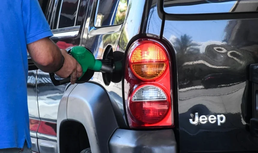 Fuel Pass: Πώς κάνετε αίτηση, ποιοι το δικαιούνται και πότε πληρώνονται τα ποσά πριν από το Πάσχα