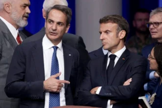 Κρίση στη Μέση Ανατολή: Στην Κύπρο σήμερα ο Εμανουέλ Μακρόν – Θα συναντηθεί με Χριστοδουλίδη και Μητσοτάκη