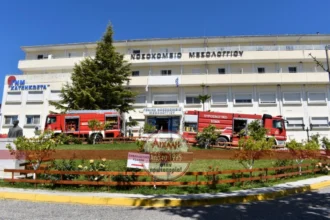 Μεσολόγγι: Φωτιά ξέσπασε στον δεύτερο όροφο νοσοκομείου – Μεταφέρθηκαν 30 ασθενείς