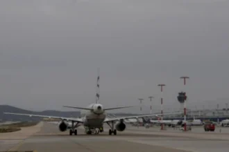 Μπαράζ ακυρώσεων στο «Βενιζέλος» μετά τον πόλεμο στη Μέση Ανατολή 