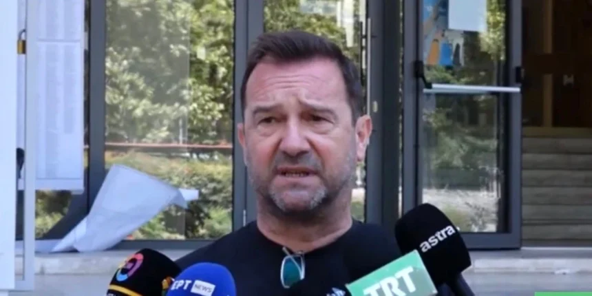 Νίκος Πλακιάς: “Στη δίκη αυτή αρμόζει μόνο σοβαρότητα και αξιοπρέπεια για τα παιδιά μας”