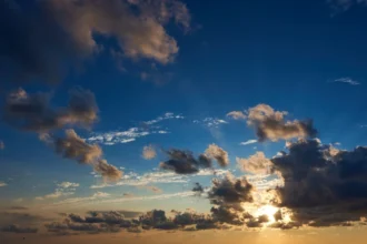 Ο καιρός του Μαρτίου θα έχει δύο όψεις – Δυνατές διακυμάνσεις θερμοκρασίας