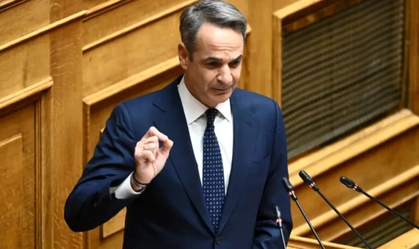 Ο Μητσοτάκης ενημερώνει τη Βουλή για την ανάφλεξη στη Μέση Ανατολή: “Πυρετός” τηλεφωνημάτων και συναγερμός για τις οικονομικές συνέπειες