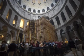 Παρέμβαση Ελλάδας για τον Πανάγιο Τάφο – Οι φόβοι για περιορισμούς στο Ορθόδοξο Πάσχα