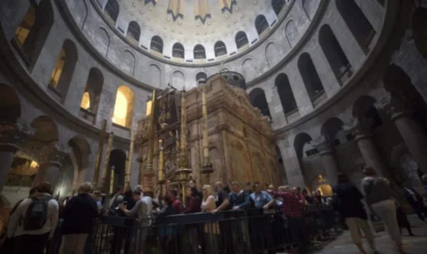 Παρέμβαση Ελλάδας για τον Πανάγιο Τάφο – Οι φόβοι για περιορισμούς στο Ορθόδοξο Πάσχα