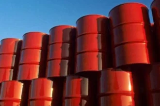 Πετρέλαιο: Πάνω από 112 δολάρια το βαρέλι μετά τις επιθέσεις κατά ενεργειακών υποδομών στη Μέση Ανατολή
