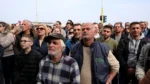 Σε αποκλεισμό του λιμανιού της Μυτιλήνης προχωρούν οι κτηνοτρόφοι της Λέσβου