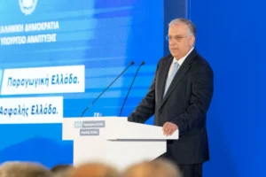 Θεοδωρικάκος: Η κυβέρνηση θα πάρει επιπλέον μέτρα για τις οικονομικές συνέπειες του πολέμου