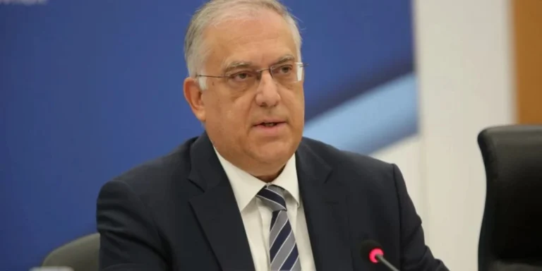 Θεοδωρικάκος: Μείωση τιμών σε τρόφιμα και σούπερ μάρκετ ή παράταση στο πλαφόν