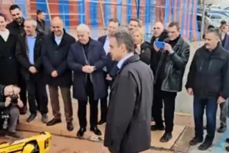 Θεσσαλονίκη: Εντυπωσιασμένος με το σύστημα διαχείρισης κυκλοφορίας του ΙΜΕΤ ο Μητσοτάκης