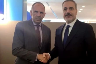 Τηλεφωνική επικοινωνία Γεραπετρίτη – Φιντάν για τις εξελίξεις στη Μέση Ανατολή