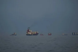 Το Ιράν ανακοίνωσε απαγόρευση ναυσιπλοΐας «προς και από λιμάνια συμμάχων των εχθρών» 