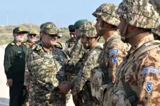 Το Ιράν επιβεβαίωσε τον θάνατο του Αλιρέζα Τανγκσίρι – «Δεν θα ησυχάσουμε μέχρι να καταστραφεί πλήρως ο εχθρός»