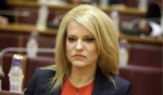 Τζάκρη: Δεν απέκλεισε επιστροφή στο ΠΑΣΟΚ – «Όταν έχω κάτι, θα το πω» – Καιρίδης: «Είστε πολιτική τουρίστρια»