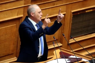 Βελόπουλος: Το νομοσχέδιο για την ψήφο των απόδημων Ελλήνων είναι καλπονοθευτικό