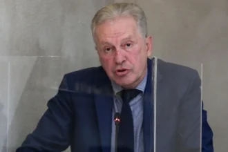 Βουρλιώτης: Μέχρι και σε 1,037 τρισ. ευρώ ετησίως το «ξέπλυμα χρήματος παγκοσμίως – Έως και σε 210 δισ. ευρώ στην ΕΕ