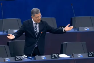 Αυτιάς στο Ευρωκοινοβούλιο: “Tέλος οι χρηματοδοτήσεις στην Τουρκία όσο απειλεί την Ελλάδα