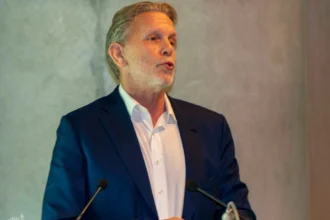 Αποστάσεις Γερουλάνου από την πρόταση ΠΑΣΟΚ για 4ήμερη εργασία: Δεν μπορούμε να επιβάλουμε κάτι, αλλά μπορούμε να δοκιμάσουμε