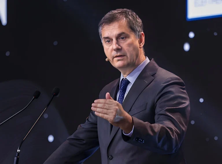 Χάρης Θεοχάρης: «Αν κάνει κόμμα ο Σαμαράς θα είναι μια δεύτερη προδοσία»