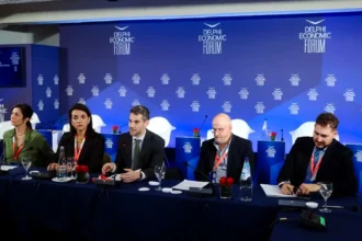 Έρχεται τον Μάιο το πρόγραμμα ανακαίνισης κατοικιών με επιδότηση έως 36.000 ευρώ