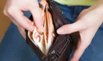 Φόροι και εισφορές «τρώνε» πάνω από το 37% του εισοδήματος των εργαζομένων