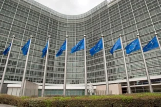 Η Κομισιόν ετοιμάζει γραμμή άμυνας για την πιθανότητα ενεργειακού σοκ από τη Μέση Ανατολή