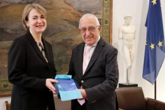 Κακλαμάνης: Ελλάδα και Εσθονία να αξιοποιήσουν την υπάρχουσα δυναμική των φιλικών και εποικοδομητικών σχέσεών τους