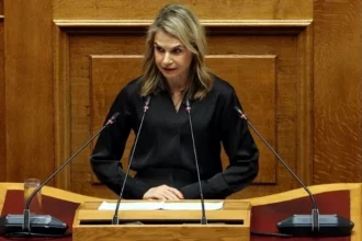 Μ. Αποστολάκη: Κανόνες απέναντι στην ασυδοσία των τραπεζών και στις ολιγοπωλιακές πρακτικές