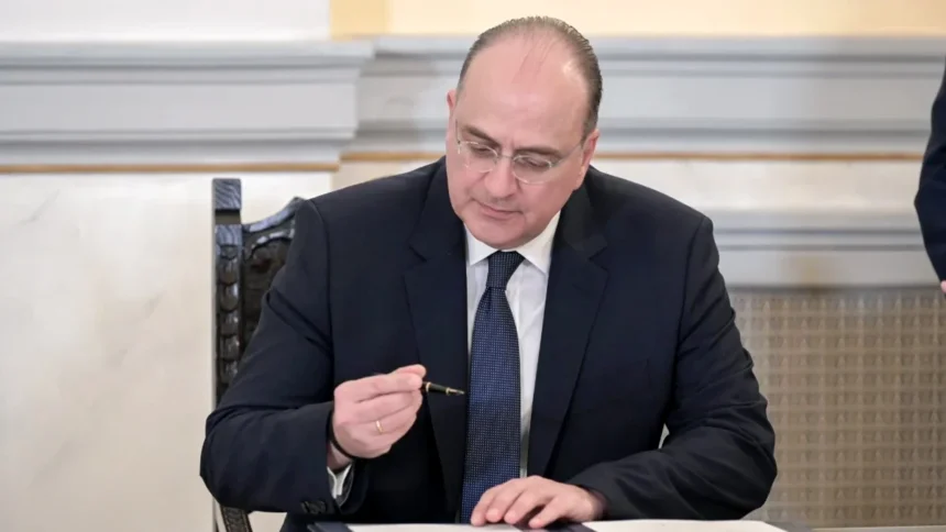 Παραιτήθηκε ο Μ. Λαζαρίδης, από υφυπουργός του Υπουργείου Αγροτικής Ανάπτυξης