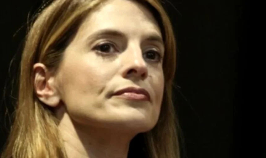 ΠΑΣΟΚ: Αποχώρησε η Άννα Παπαδοπούλου 