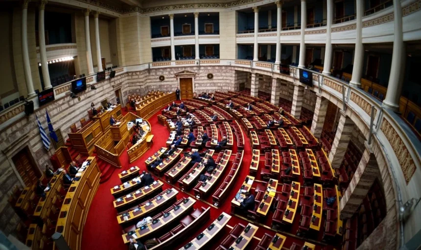 Στη Βουλή οι δύο νέες δικογραφίες για τον ΟΠΕΚΕΠΕ