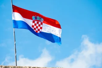 Στην Σύνοδο της Πρωτοβουλίας των Τριών Θαλασσών στην Κροατία o Πρόεδρος της Δημοκρατίας – Ομιλητής ο Στ. Παπασταύρου