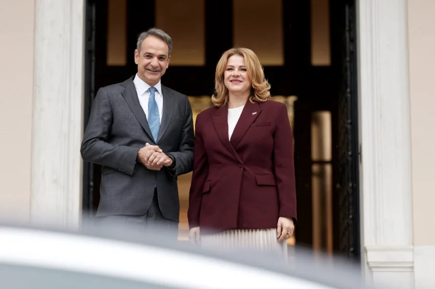 Συνάντηση Μητσοτάκη με την πρωθυπουργό της Λετονίας στο Μαξίμου: Τι συζήτησαν