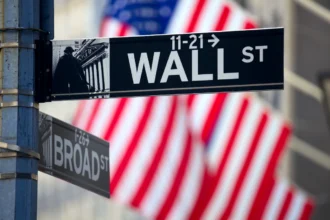 Wall Street: Πτώση στις αγορές μετά την κατάρρευση των διαπραγματεύσεων – Νέα αύξηση στο πετρέλαιο