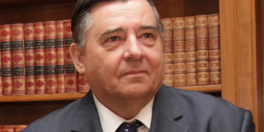 Καρατζαφέρης για το κόμμα Τσίπρα: Ο Μητσοτάκης πρέπει να του στείλει ανθοδέσμη