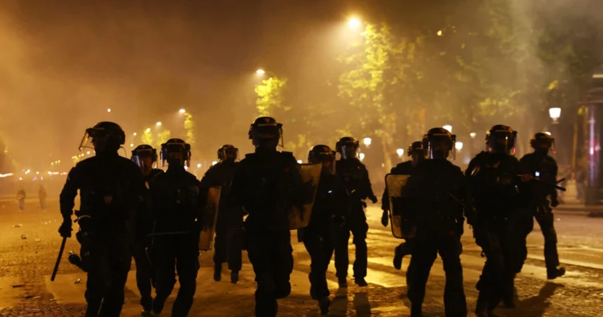 Παρίσι: Βάφτηκε με αίμα η νίκη της Παρί Σεν Ζερμέν – Νεκρός 23χρονος, 17χρονος στη ΜΕΘ και εκατοντάδες συλλήψεις