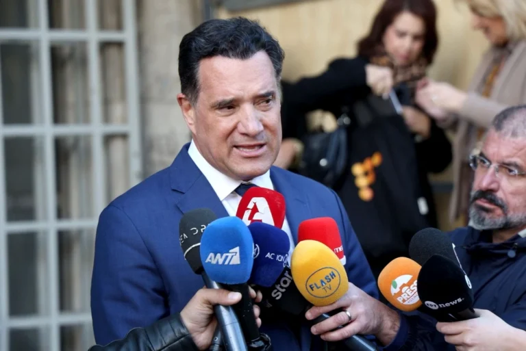 Γεωργιάδης: «Η χώρα μας προχωράει σταθερά μπροστά»