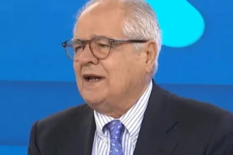 Δρυμιώτης: Ο Τσίπρας δεν θα έρθει δεύτερος στις εκλογές, «ένας πολιτικός αρχηγός δεν μπορεί να δουλεύει με σκονάκια» είπε για την Καρυστιανού