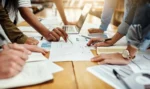 Eurostat: Πρωτιά της Ελλάδας στην εργασία τα Σαββατοκύριακα