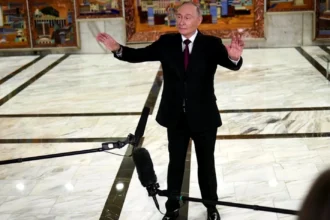 Γιατί ο Πούτιν κήρυξε διήμερη κατάπαυση πυρός με την Ουκρανία