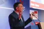 Κάλεσμα Τσίπρα στην εκδήλωση για την Κυβερνώσα Αριστερά της Νέας Εποχής στο Χαλάνδρι