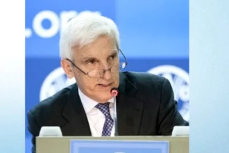 Κεκλεισμένων των θυρών η ακρόαση Δεμίρη στην Επιτροπή Θεσμών και Διαφάνειας – Επιστολή του εισαγγελέα του Α.Π. για τη μη παρουσία του