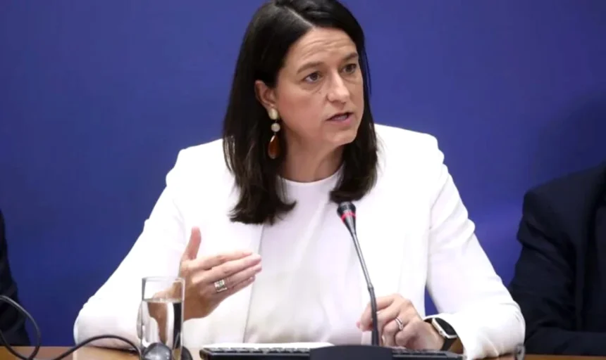 Κεραμέως: Ανάχωμα στην ακρίβεια η αύξηση μισθών μέσω Συλλογικών Συμβάσεων Εργασίας