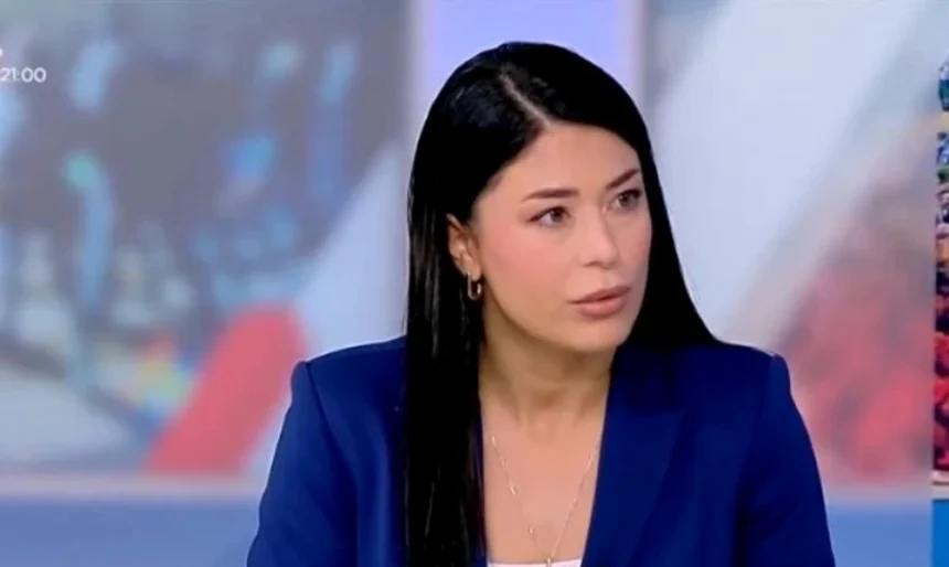 Λατινοπούλου: “Υπερασπίζομαι τις γυναίκες” – “Εννοείται ότι είμαι κατά του βιασμού”