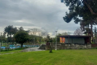 Μετά από χρόνια ανοίγει και πάλι τις πόρτες του το αναψυκτήριο στο Πεδίον του Άρεως
